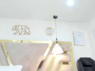 tania-brown01 live cam preview