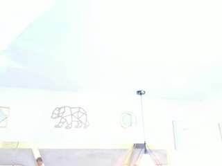 tania-brown01 live cam preview