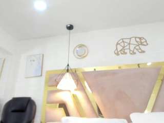 tania-brown01 live cam preview