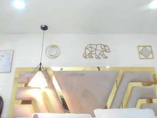 tania-brown01 live cam preview