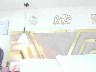 tania-brown01 live cam preview