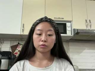 Minji live webcam show