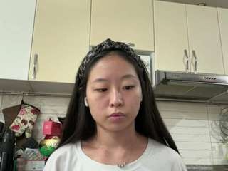 Minji live webcam show