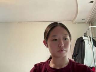 Minji live webcam show