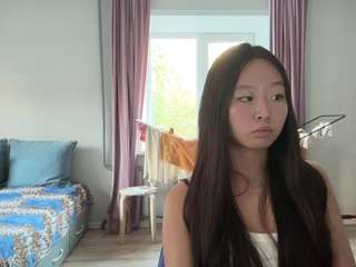 Minji live cam preview