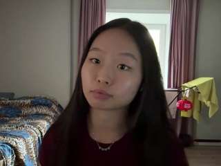 Minji live cam preview