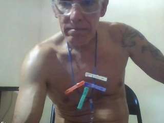 CaptainFox live webcam show