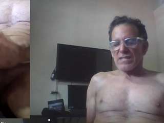CaptainFox live webcam show