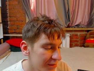 Live cam show with DeltaCharm