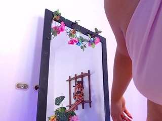 kiarasexy16