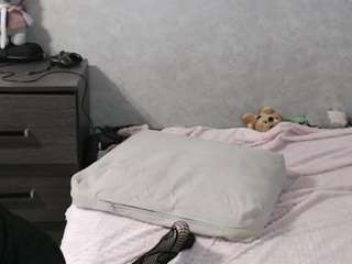 lilfain-baby's live room