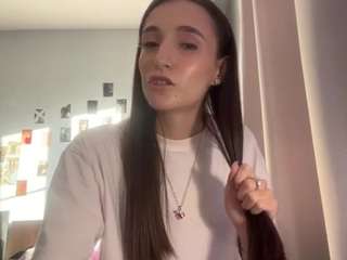 luveniarann live webcam show
