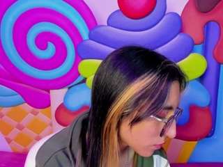 Nekoprincesscs's cam show statistics and live stream