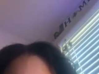sinnamonbunniiii live webcam show