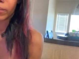 sinnamonbunniiii live webcam show