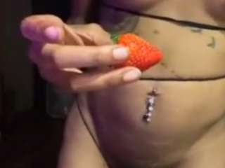 sinnamonbunniiii live webcam show