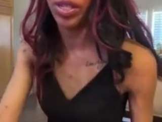 sinnamonbunniiii live webcam show
