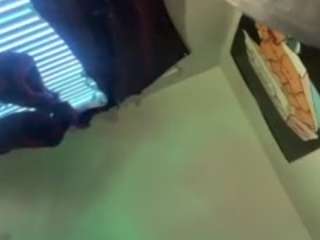 SinnamonBunniiii live webcam show