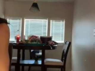 SinnamonBunniiii live webcam show