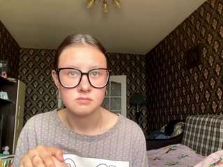 ValrieWrinkles live webcam show