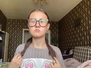 ValrieWrinkles live webcam show