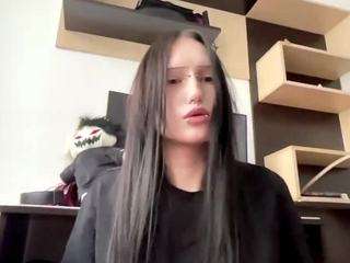 yurikorustin