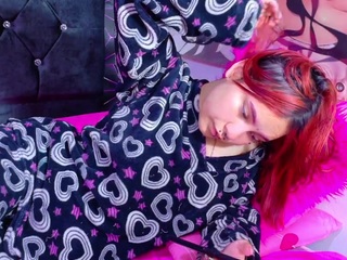 megamwhite live webcam show