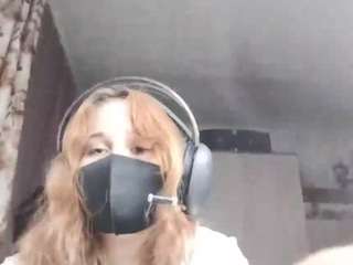 AlveraHalbert live webcam show