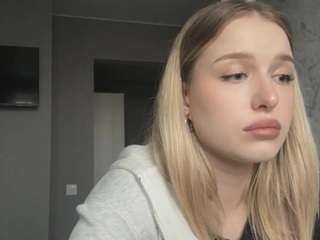 SantanaAveritte live webcam show