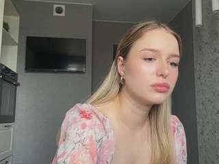 SantanaAveritte live webcam show