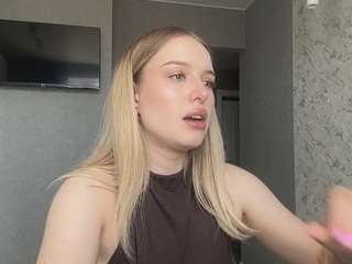 SantanaAveritte live webcam show