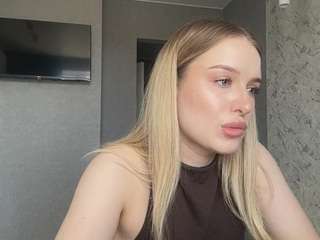 SantanaAveritte live webcam show