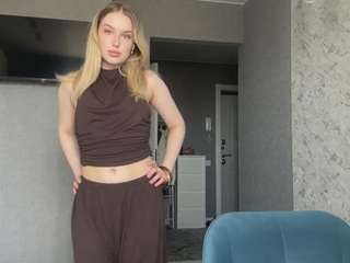 SantanaAveritte live webcam show