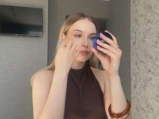 SantanaAveritte live webcam show