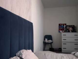 Santanaaveritte's cam show statistics and live stream