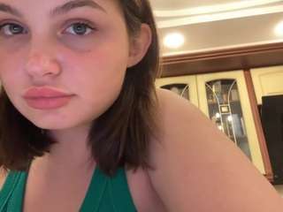 Viola live webcam show