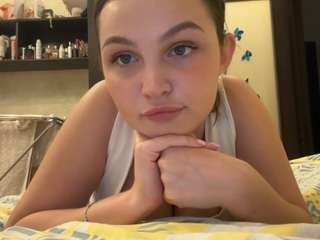 Sofiaromelus's cam show statistics and live stream