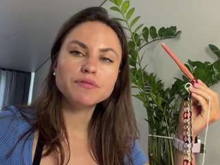 Kim live webcam show