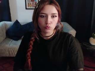 emily-cherry live webcam show