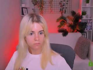 IvyLacee live webcam show