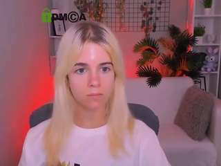 IvyLacee live webcam show