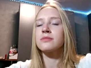 JoiPuhr live webcam show