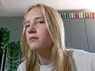 Joipuhr's cam show statistics and live stream