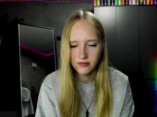Joipuhr's cam show statistics and live stream