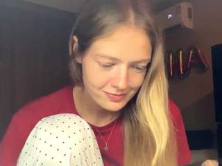 leorakorzep live webcam show