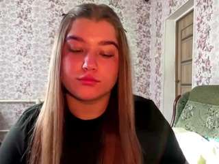 MaximinaEtling live webcam show