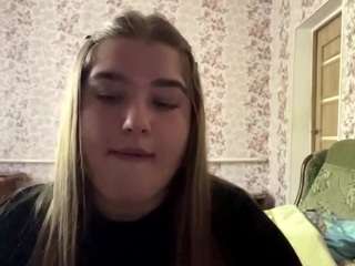 MaximinaEtling live webcam show