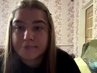 MaximinaEtling live webcam show