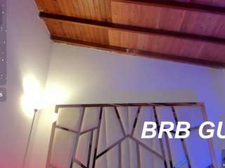 sharonskiinny live webcam show