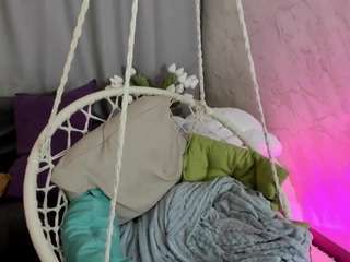 Vivienne-thea